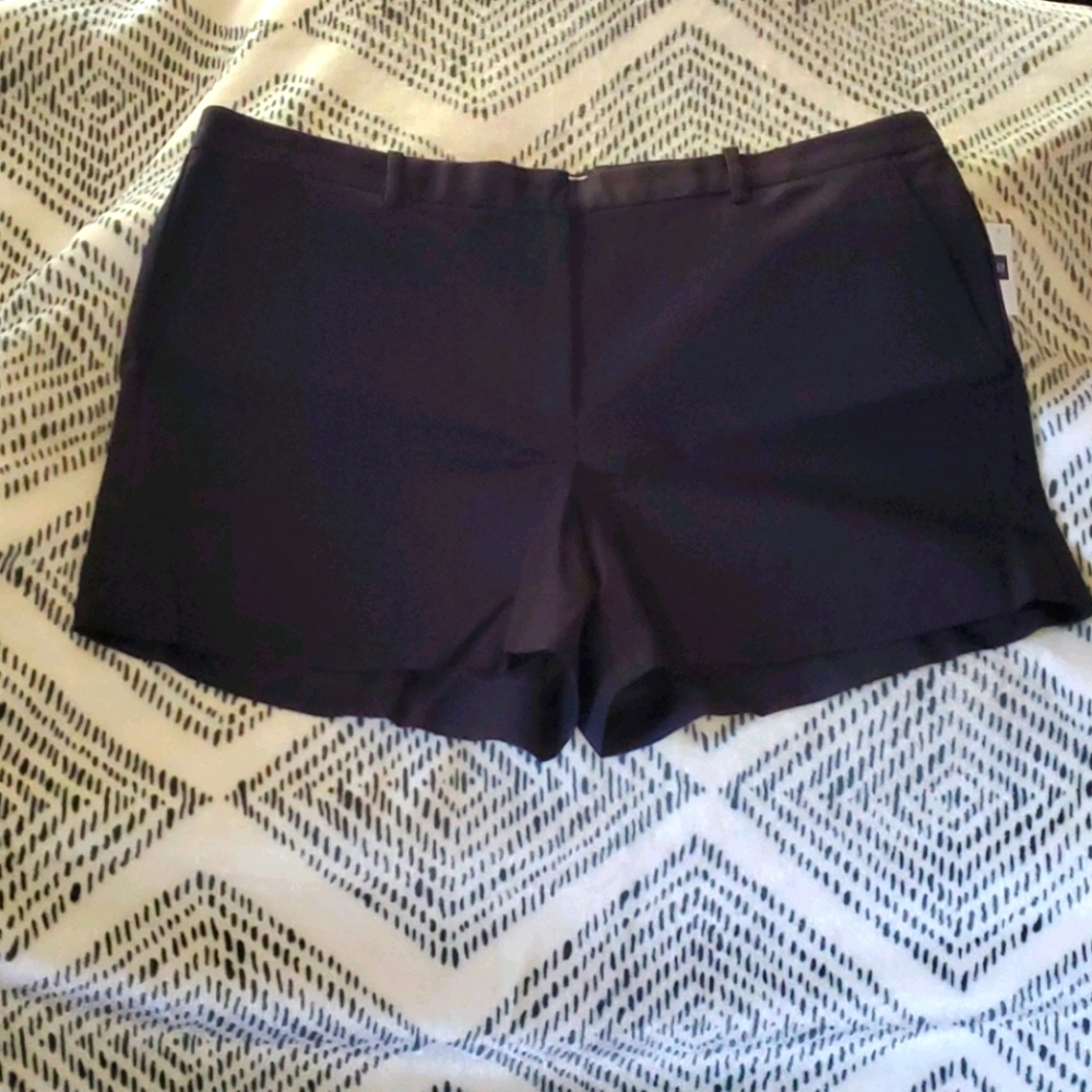 Gap black tailored shorts